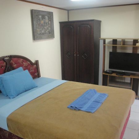 Yoyo'S Hotel Sekongkang ภายนอก รูปภาพ